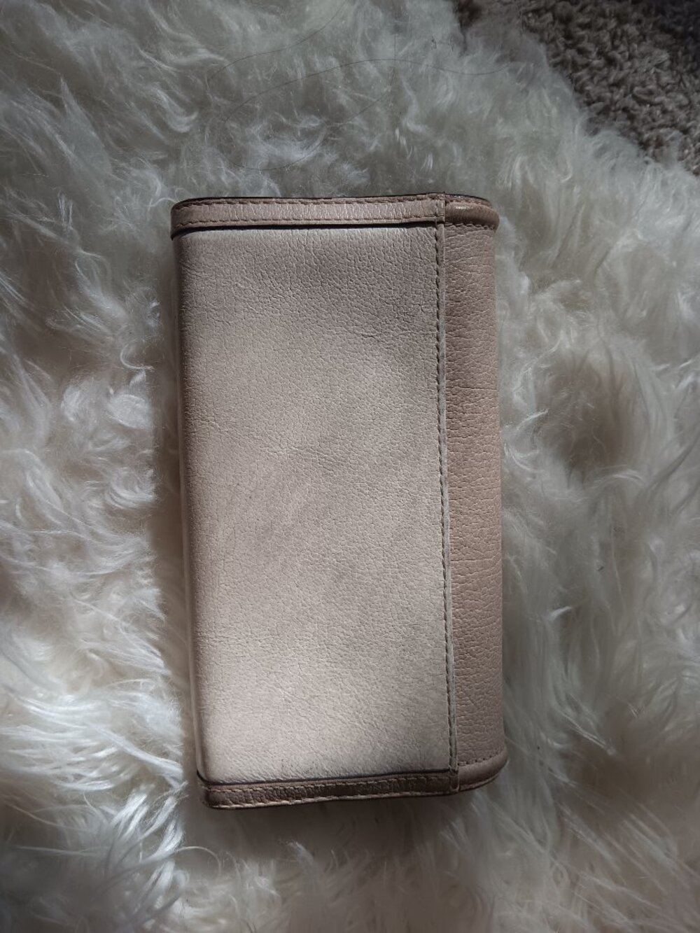 Kate Spade ♠️ New York wallet - Picture 2 of 5
